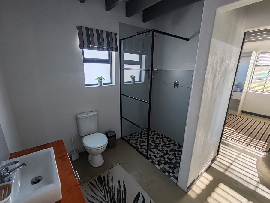 9 Bedroom Property for Sale in Hopefield Western Cape